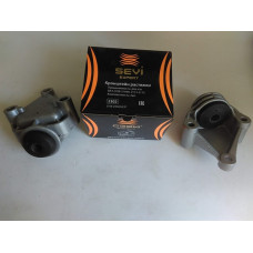 Кронштейн растяжки передей 