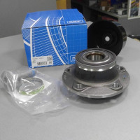 Ступица с подшипиником в сборе (пр-во SKF) Skoda Octavia A5