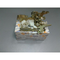 Замок передней двери левый (пр-во AUTOTECHTEILE) Mercedes Sprinter/LT 95-06, 9017201035