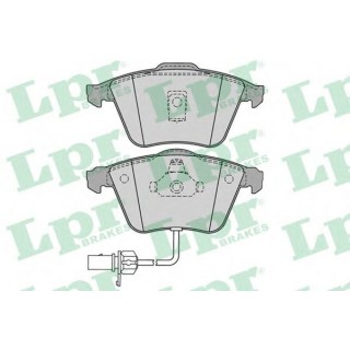 Колодки тормозные передние (пр-во LPR) Audi A6 (C5) 97- 05P1230 767 р.