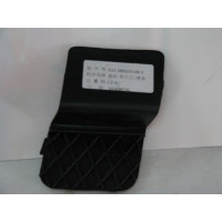 Заглушка буксировочного крюка переднего бампера (пр-во КИТАЙ) Chery Amulet 