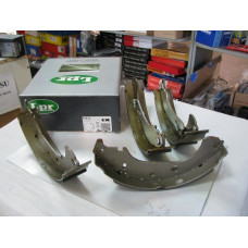 Колодки тормозные задние, барабан, 228.6*42 (пр-во LPR) Fiat Doblo 01-