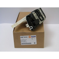 Замок двери задней, правой (AUTOTECHTEILE) MB Sprinter, VW Crafter 06-