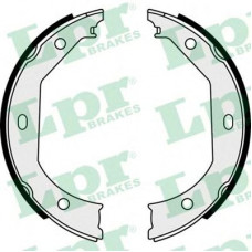 Колодки ручного тормоза (пр-во LPR) BMW 3 (E91), 5 (E39), X1 09-
