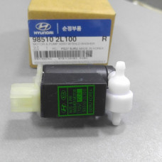 Насос бачка стеклоомывателя лобового стелка (пр-во Mobis) Hyundai i30 07-, Kia