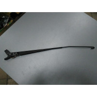 Поводок стеклоочистителя 