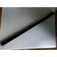 Уплотнитель стекла задней двери 