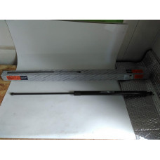Амортизатор крышки багажника 7700303186 (пр-во SATO TECH) Renault Kangoo 97- Амортизатор крышки багажника 7700303186 (пр-во SATO TECH) Renault Kangoo 97-