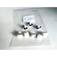 Клипса нижней накладки двери 