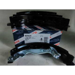 Колодки тормозные задние барабан 228,6х42, 440605238R (пр-во BOSCH) Renault Duster 10- 4Х4