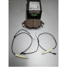 Колодки тормозные передние с датчиками 425346 (пр-во LPR) Citroen C5 01-