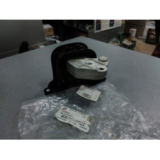 Подушка двигателя правая R (пр-во Китай) Geely MK, MK2, MK 2, MK-2