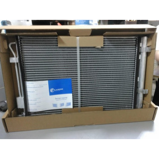Радиатор кондиционера с ресивером (пр-во LUZAR) Solaris 1.4, 1.6 10- АКПП, МКПП LRAC08L4 1 999 р.