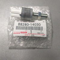 Датчик педали сцепления,  выключатель сцепления (TOYOTA) TOYOTA  Camry -06, LAND CRUISER 96-