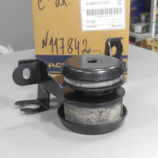 Подушка двигателя левая