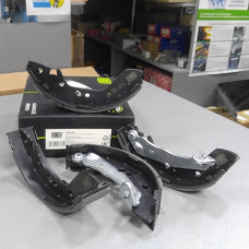 Колодки тормозные задние барабан (пр-во TRIALLI) Accent II 99-