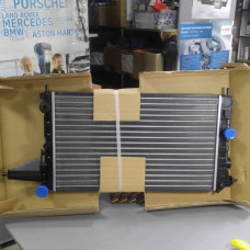 Радиатор охлаждения основной 525 X 293 X 33 mm (пр-во VAN WEZEL) Opel Vectra A 1.4, 1.6