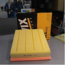 Воздушный фильтр  WIX FILTERS AUDI A6 V2,4