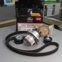 Комплект ГРМ с водяным насосом (пр-во GATES)