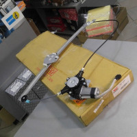 Стеклоподъемник левый электрический без электромотора (METZGER) SKODA OCTAVIA (1U2), OCTAVIA COMBI (1U50