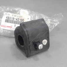 Втулка стабилизатора переднего правая (пр-во TOYOTA) Toyota RAV4