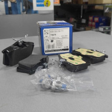 Колодки задние, тормозные (HELLA) Skoda, Octavia, A5, Audi, A4, RENAULT