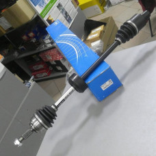 Приводной вал в сборе передний правый полуось (SKF)