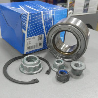 Комплект подшипника ступицы колеса  SKF