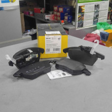 Колодки тормозные VAG GOLF V PASSAT OCTAVIA A3 03- перед.