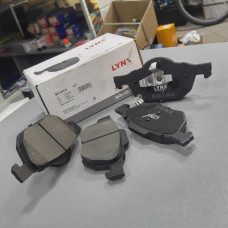 Колодки тормозные дисковые | перед |