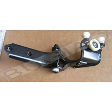 Ролик двери направляющий в сборе прав.дверь BUGIAD (7E0843336)  VW T5