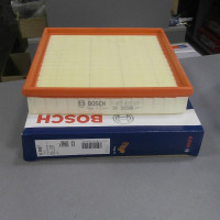 Фильтр воздушный (пр-во BOSCH) BMW 316i,318i (E36)  S3697,3697