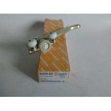 Ролик сдвижной двери нижний (пр-во Autotechteile) 701843406B VW T4 Ролик сдвижной двери нижний (пр-во Autotechteile) 701843406B VW T4