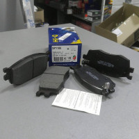Тормозные колодки передние 581011GE00 SANGSIN  HYUNDAI ACCENT